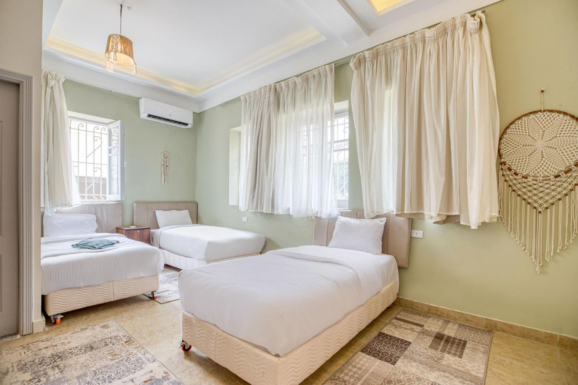 The Grand Pyramids View Hotel Kafret el-Gabal Værelse billede